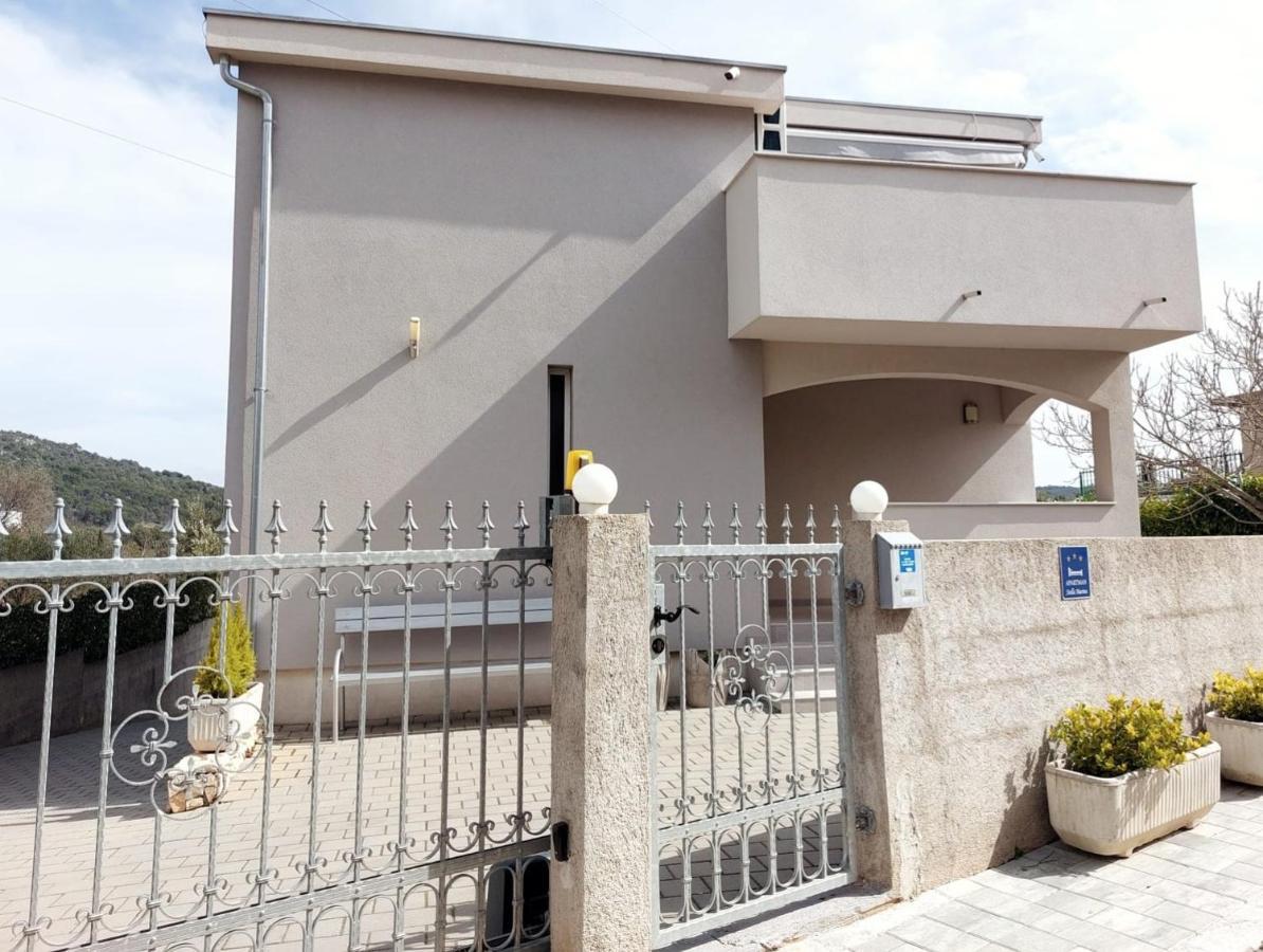 Apartman Stella Marina Šibenik Exterior foto